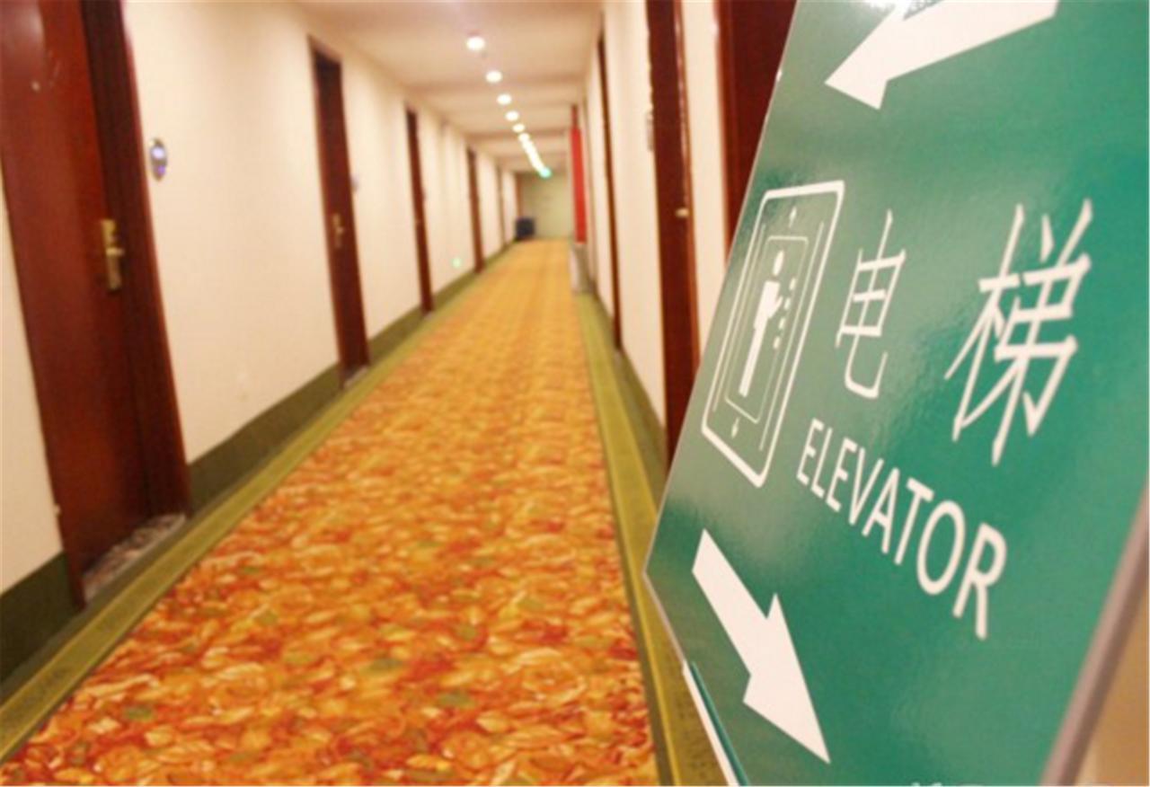 格林豪泰上海虹桥枢纽曹安公路华江支路快捷酒店 嘉定 外观 照片